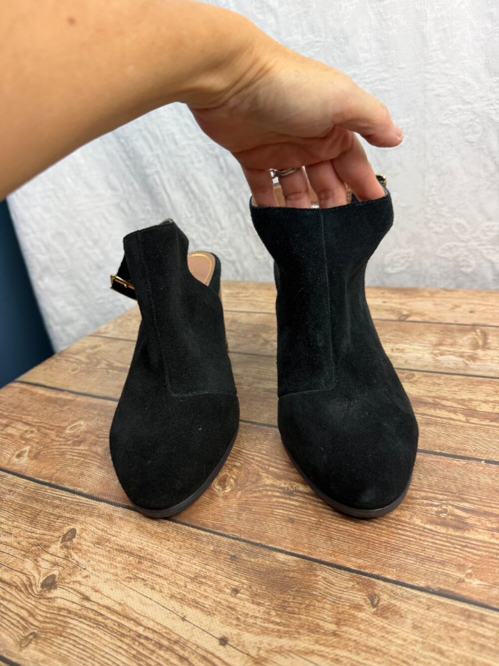 Vionic Women’s Black Suede Slingback Block Heel Pumps Size 11 - Picture 2 of 8